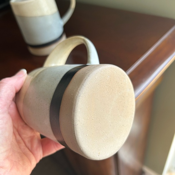 Handmade Ceramic Mugs - Neutral Two-Tone - Picture 6 of 6